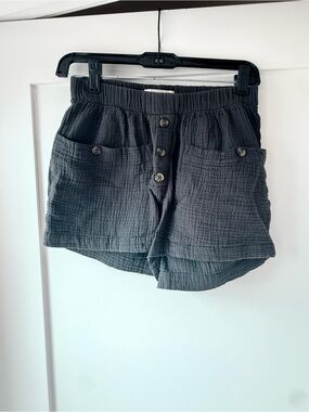 Back Beat Co. Charcoal Textured Button Shorts - Small